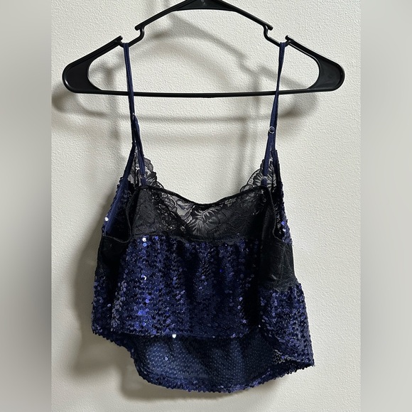 NEW Free People Intimately Right Rhythm Sequin Crop Cami Midnight Blue Women’s M - Picture 8 of 8